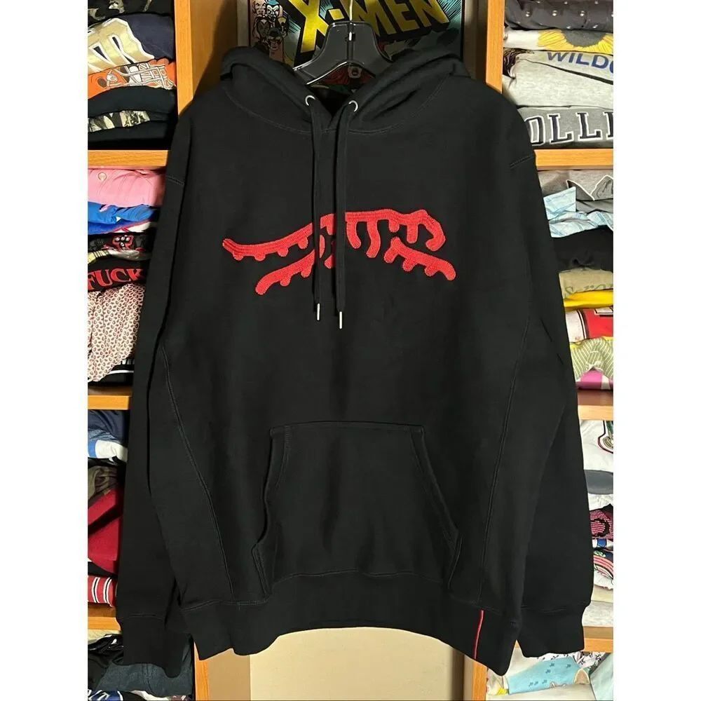 Sun Day Red NWT Men’s Icon Logo Tiger Woods Pullover Hoodie Medium